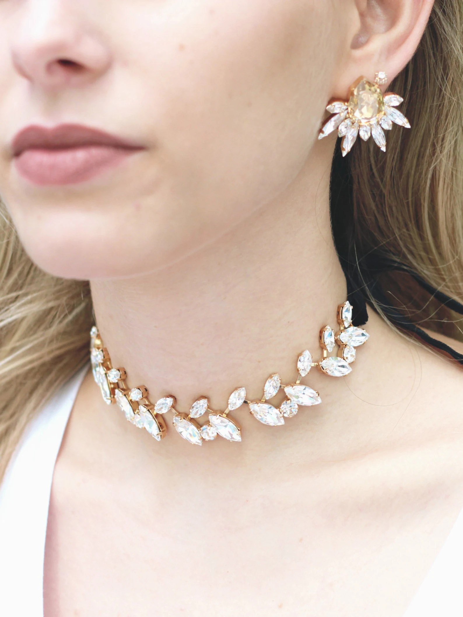 Leaf shaped crystal bridal choker necklace