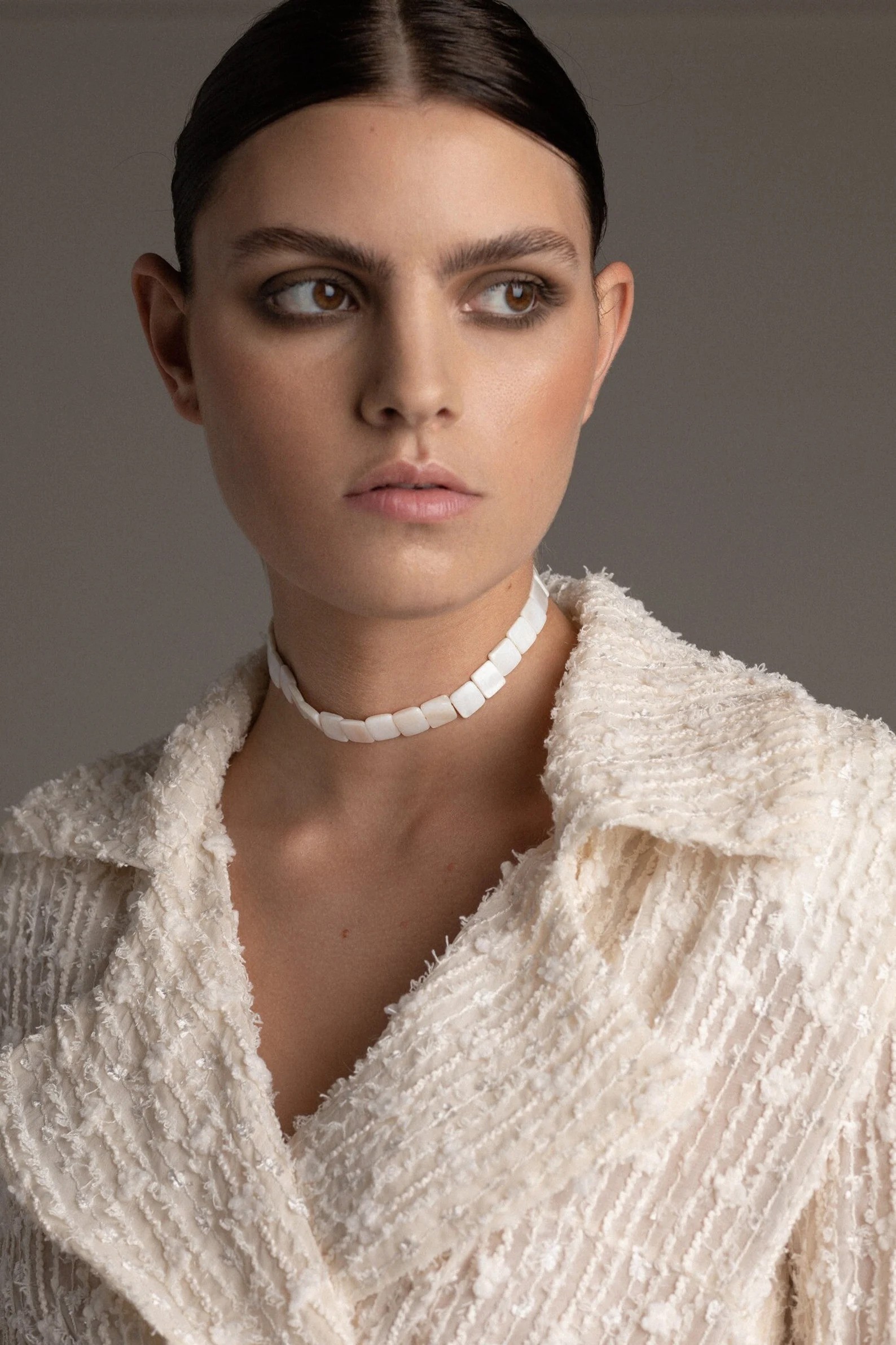 Small white trendy square pearl bridal choker necklace