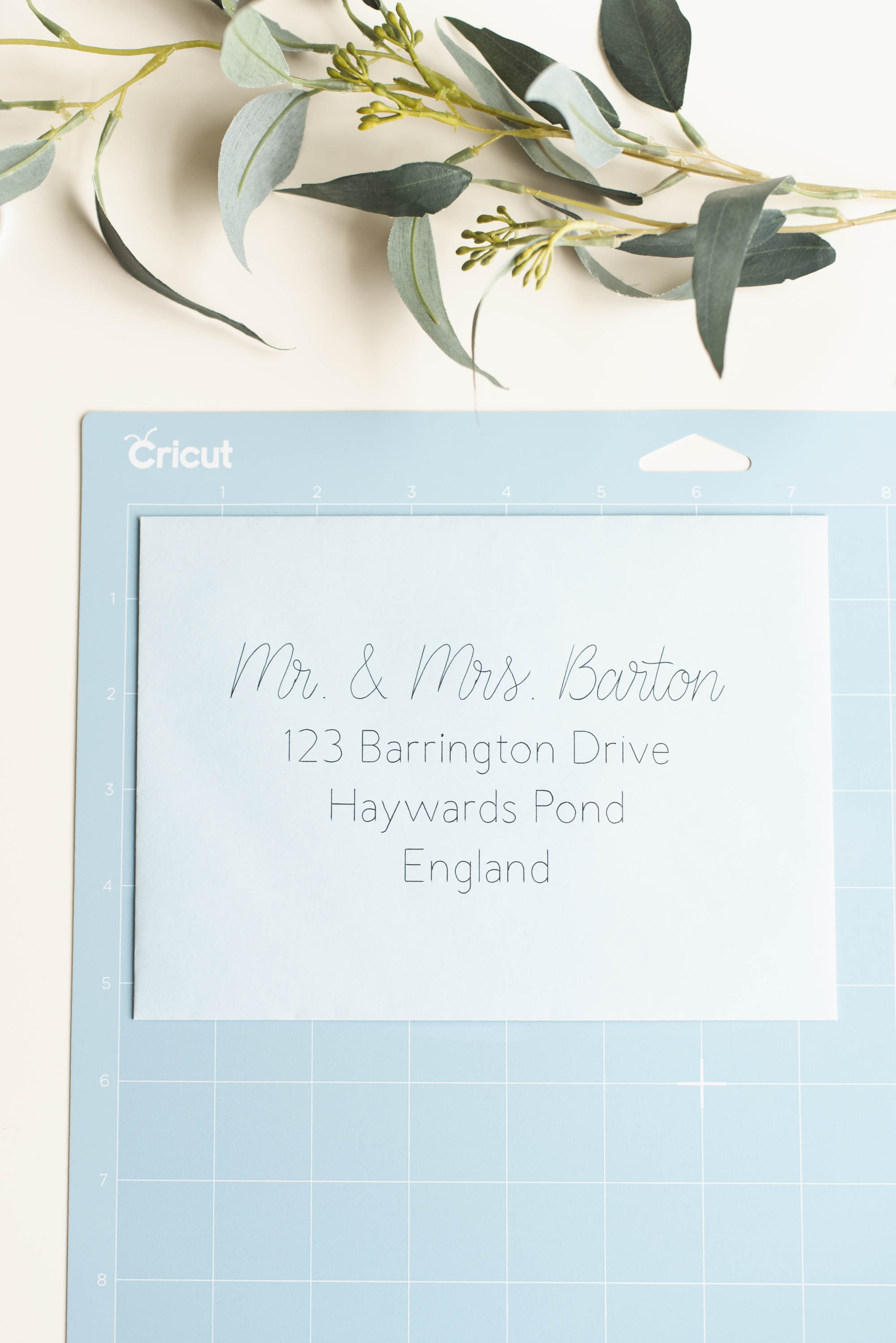 Best way to address wedding invitations with a Cricut