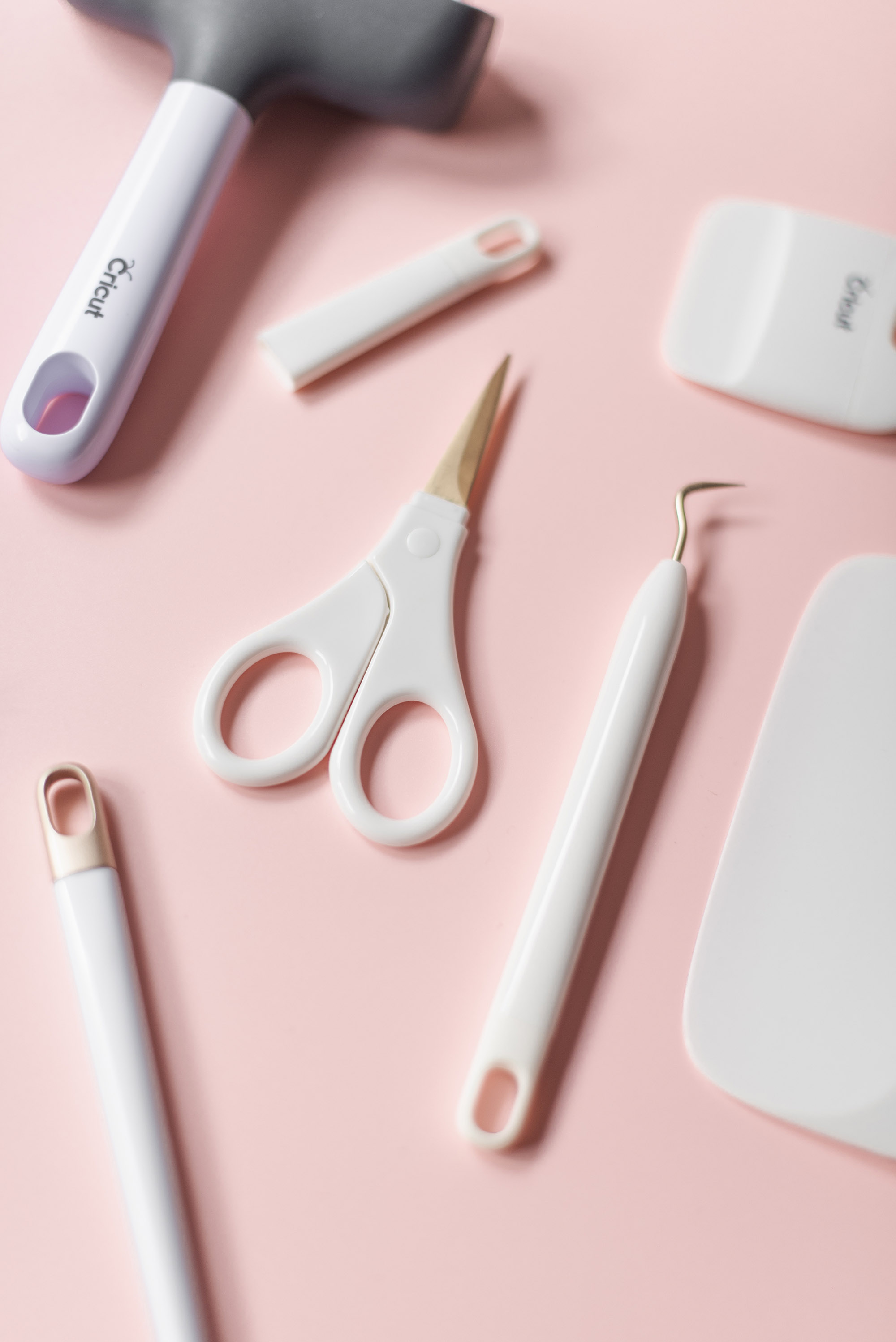 Cricut tools for your wedding DIY projects