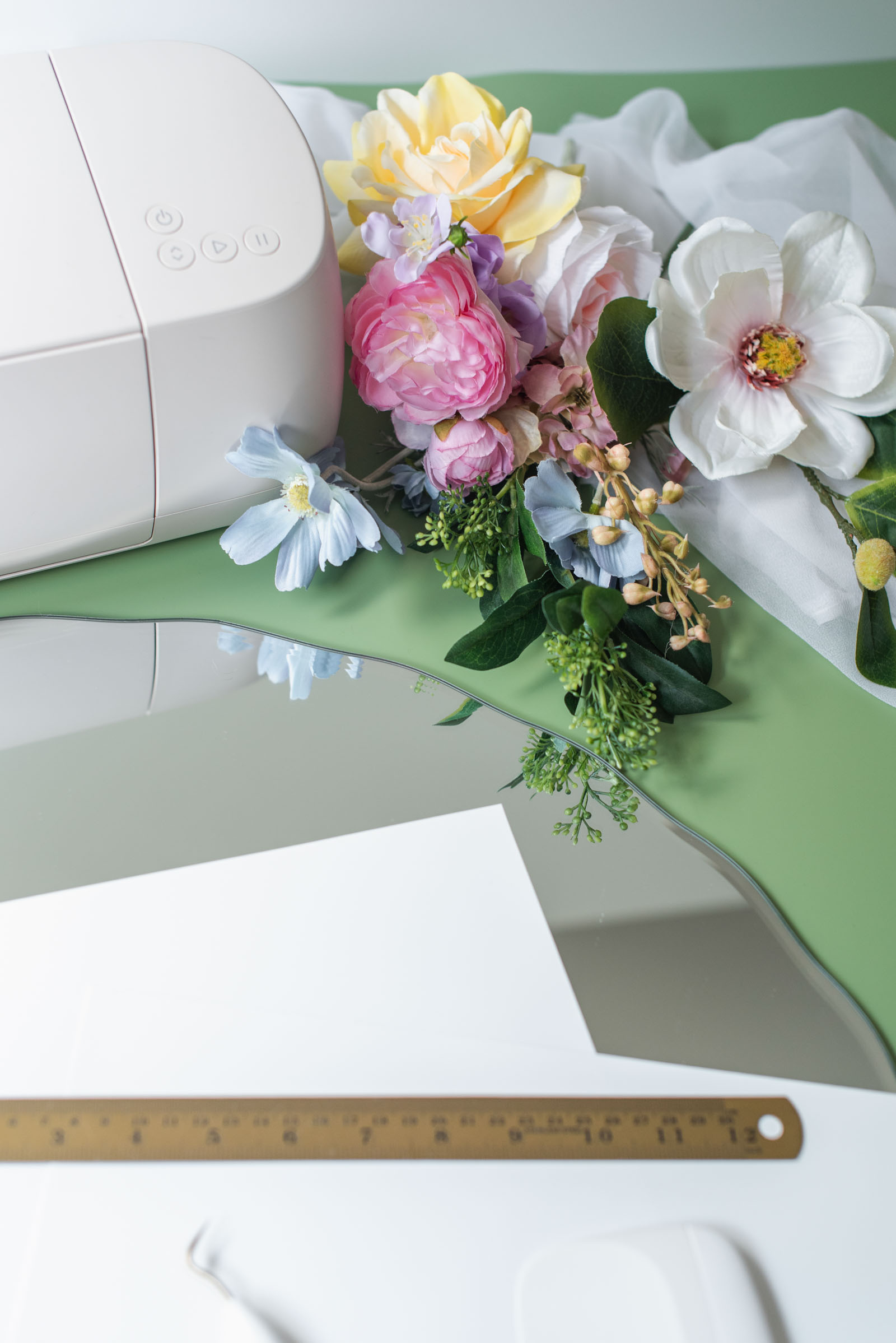 How to make a Cricut wedding mirror sign with vinyl and transfer tape from Cricut Weddings book
