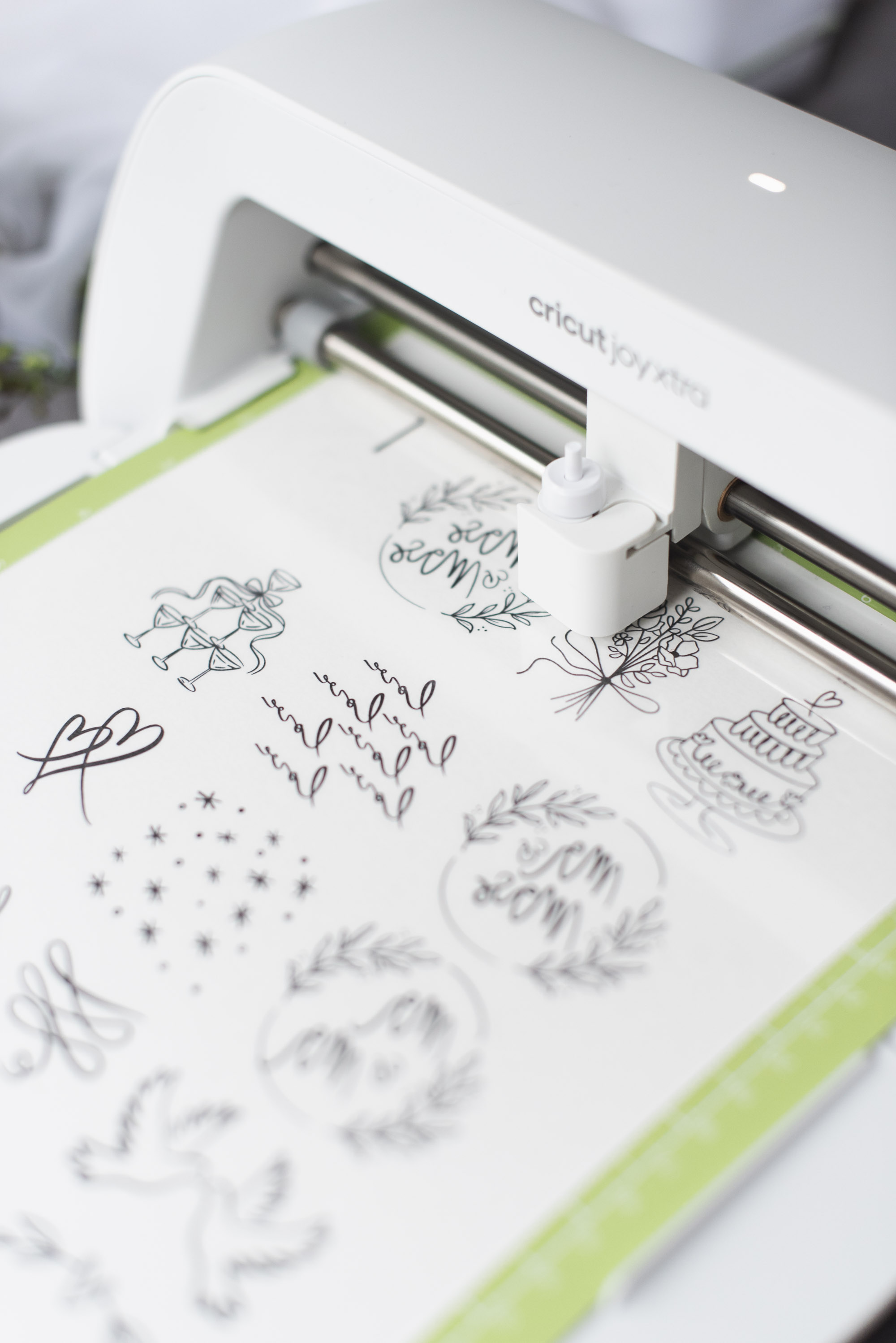 How to make Cricut wedding tattoo favors