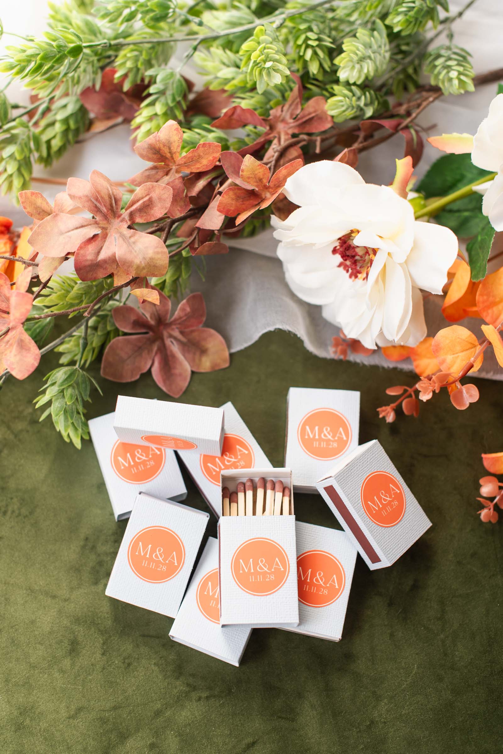 How to make personalized wedding matchboxes with a Cricut Joy machine