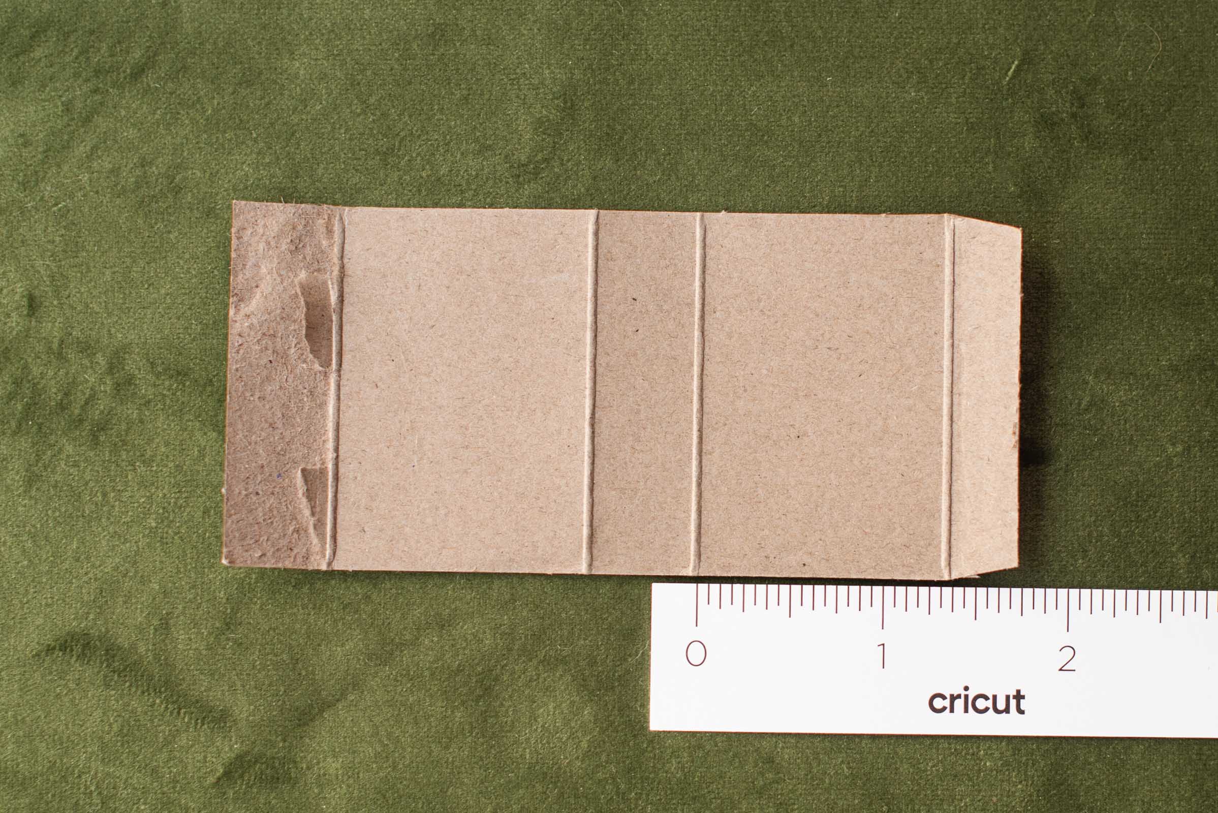 Everything you need to know about making a wedding matchbox favors with a Cricut
