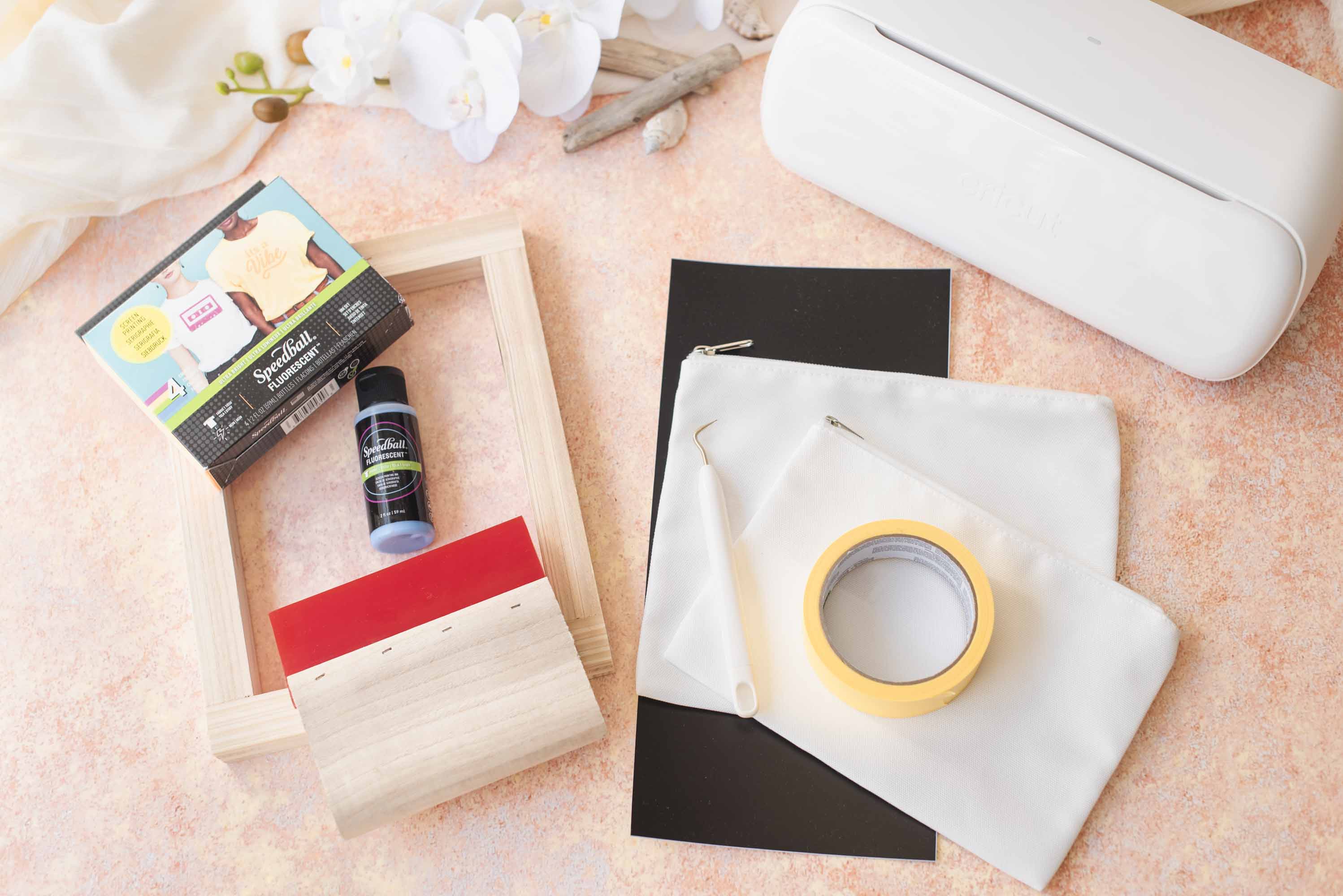 Screenprinting tips with Cricut vinyl stencil