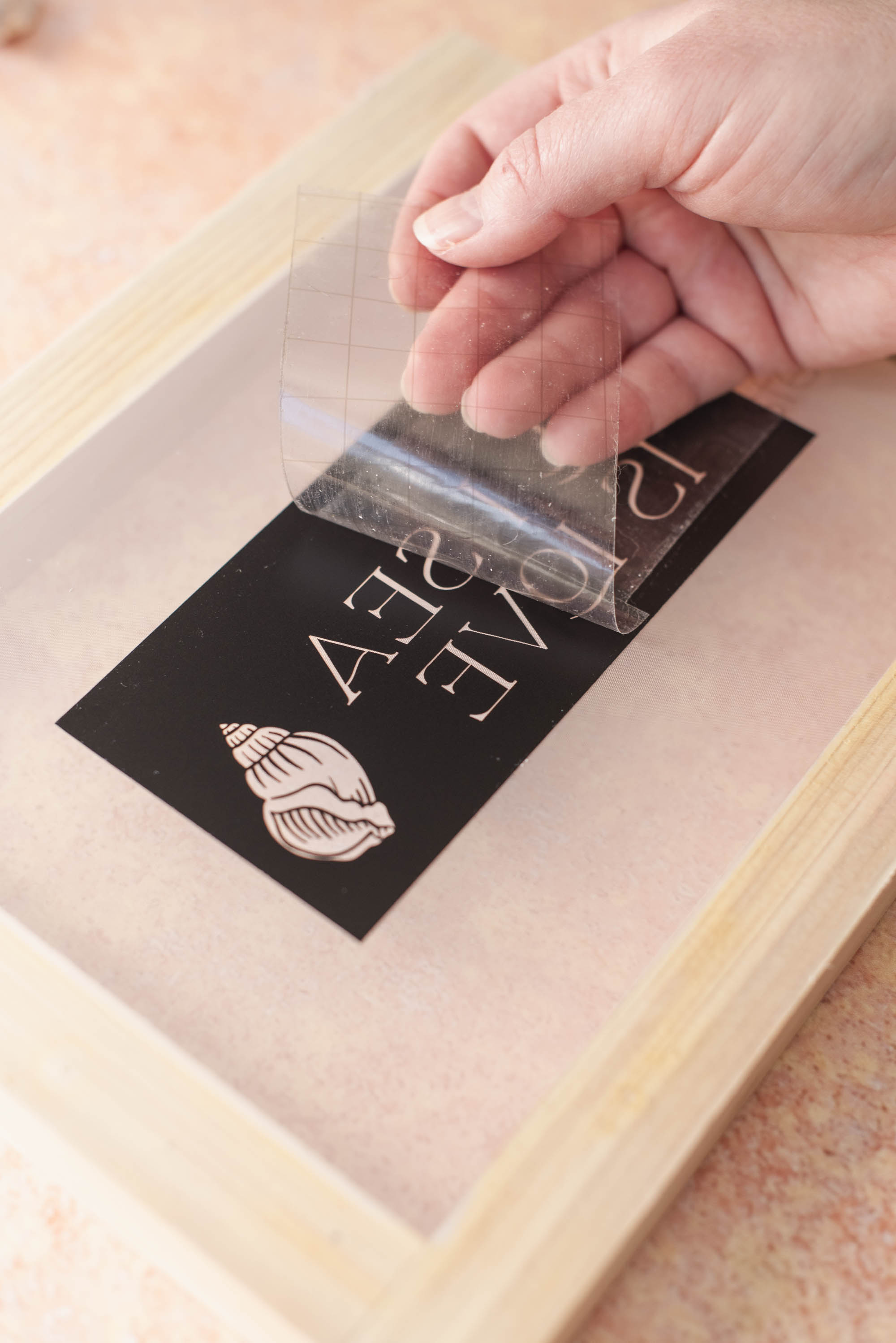 How to screen print with Cricut vinyl stencil