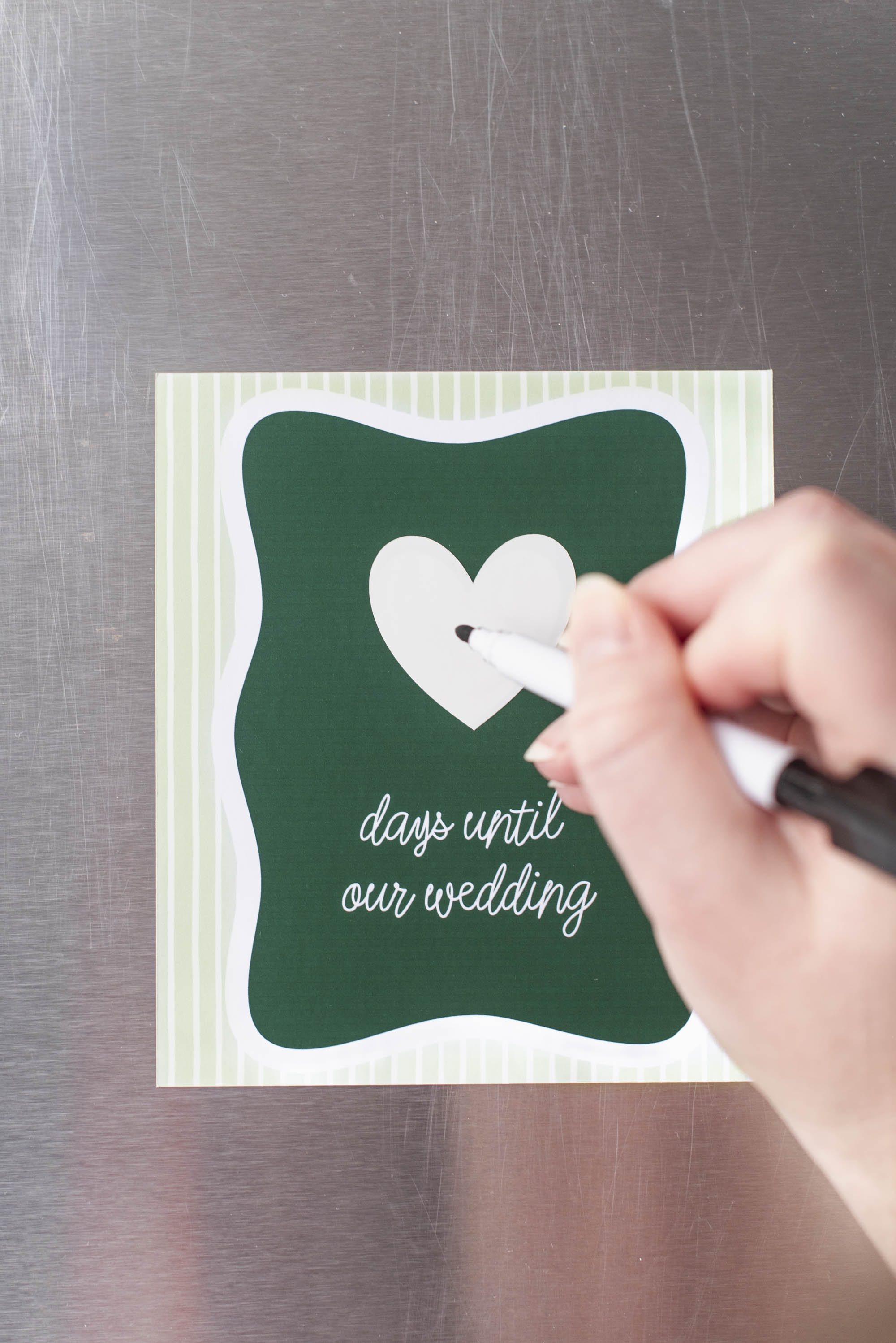 Easy wedding DIY with printable magnet sheets