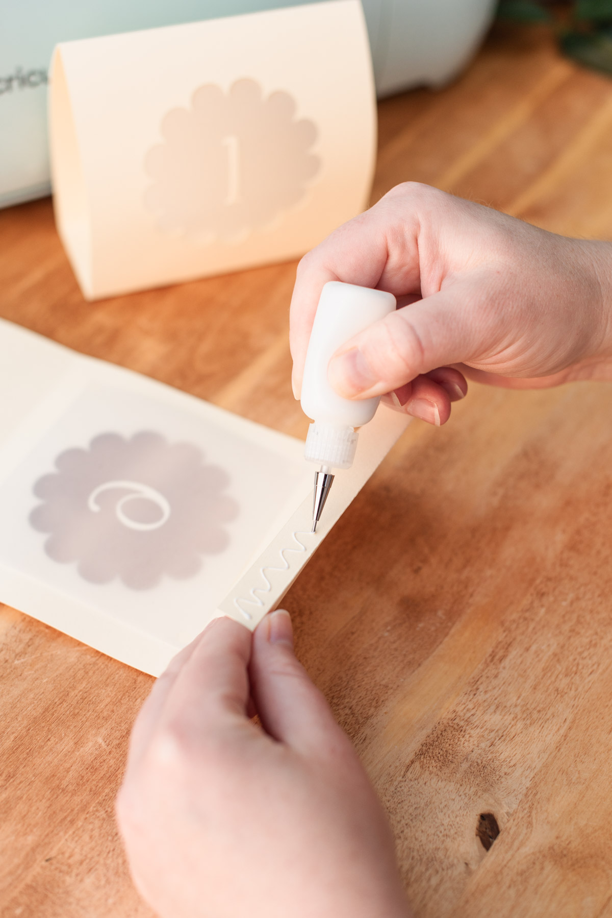 How to make Cricut wedding table numbers