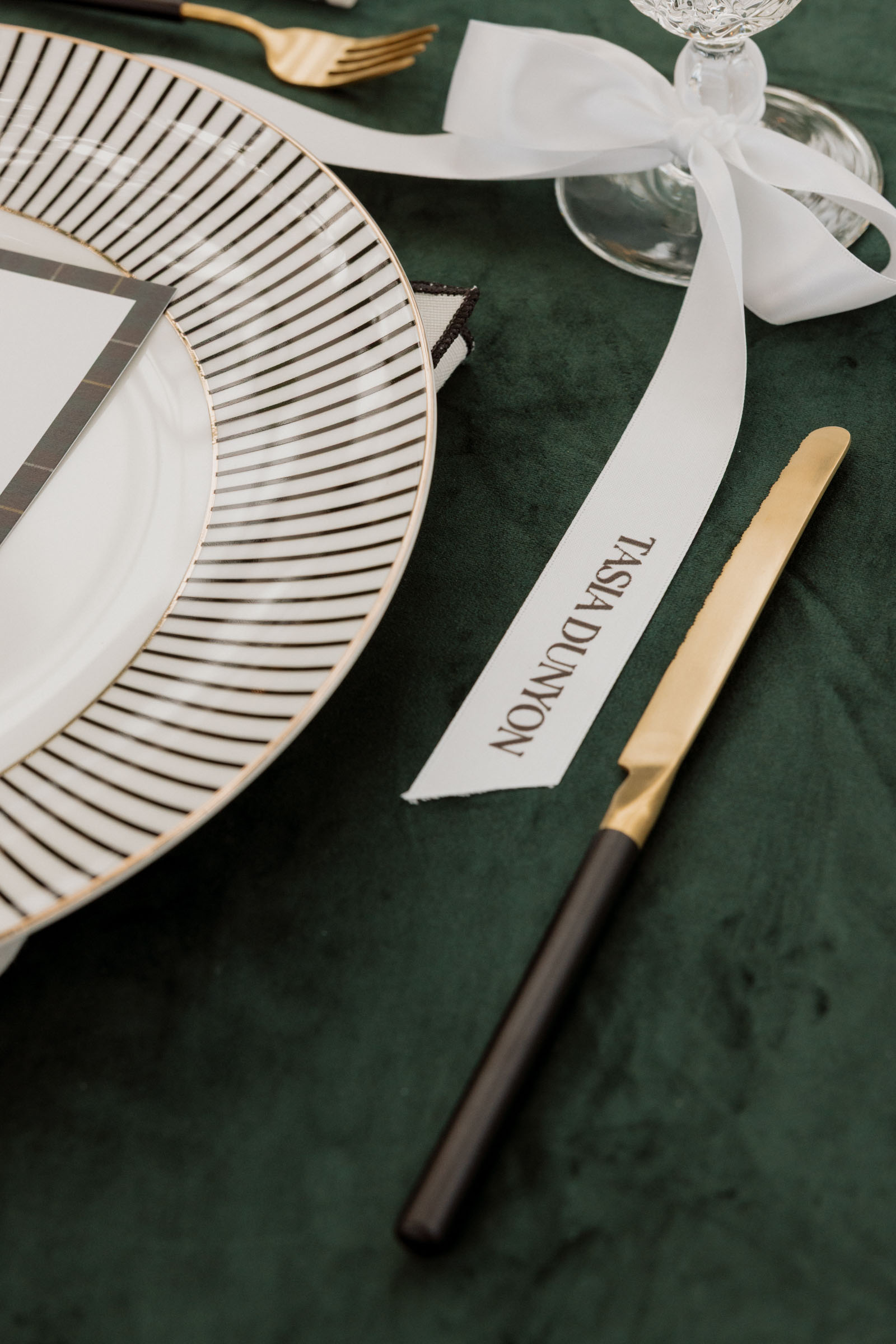 Custom printed ribbon place cards for wedding guest