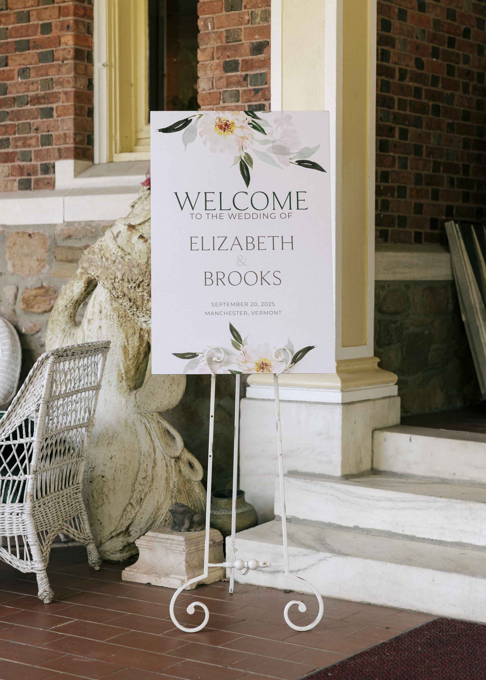 DIY wedding welcome sign with floral illustration