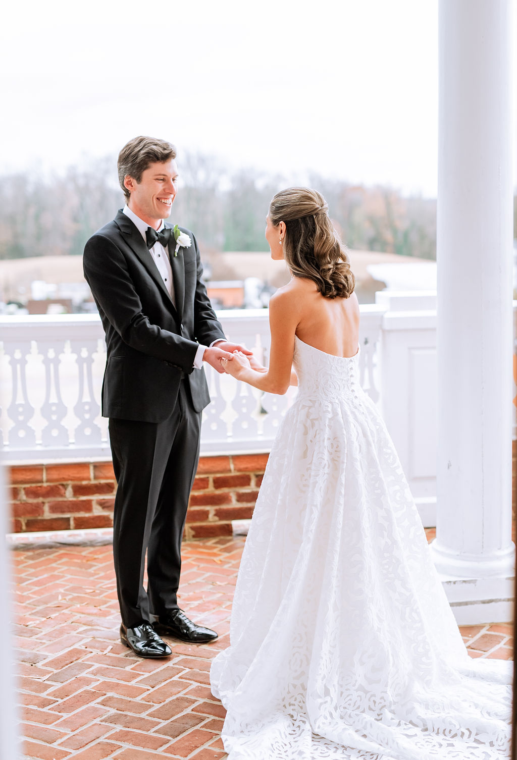 Bride and groom share a portrait moment at Country Club of Virginia
